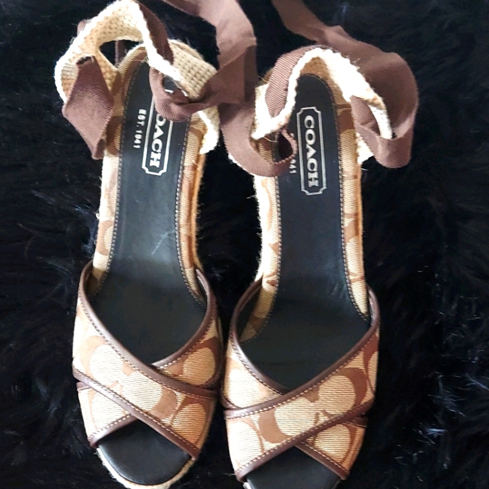 🤎Coach Size 8 Bundle🤎 - Picture 4 of 7